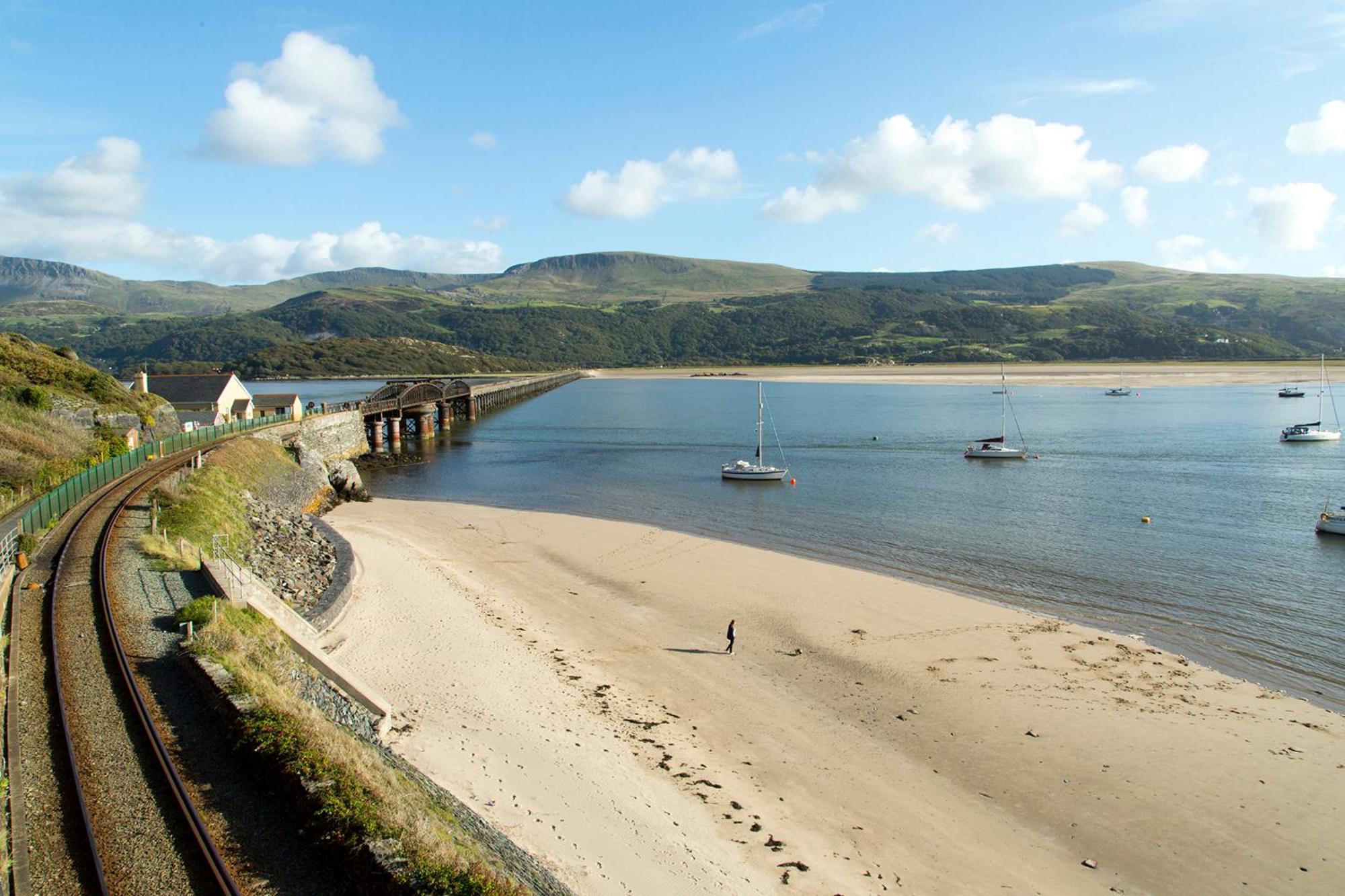 Barmouth Bay Holiday Park Llanddwywe المظهر الخارجي الصورة
